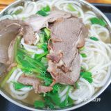 探店万老五羊肉粉