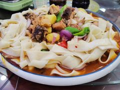 -撒拉人家.酸菜牦牛肉火锅