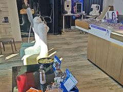 -三目眼镜·蔡司视觉合作店(青浦宝龙店)