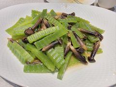 -郑庄脂渣海鲜楼(九水路店)