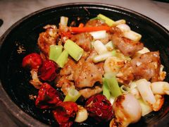 石锅堂焗牛肉粒-柴门头啖汤·经典川菜·慢火汤品(锦城万达店)