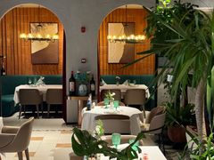 -Osteria Garden 生蚝花园餐厅(原进贤路店)