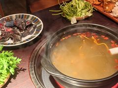 -芸鲜季·云南野生菌餐厅· 云南风物味研社(闵行店)