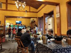 -富正毅三下锅·湘西韵味(天门山索道店)