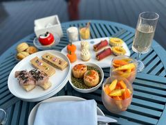 -瑰丽酒店·海吧·天际下午茶·现场DJ·天台酒吧