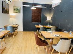 -Mark&Mars Restaurant