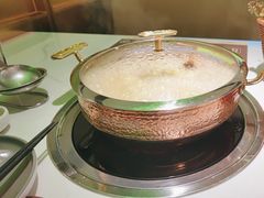 -洪氏嗨捞·广东猪肚鸡·椰子鸡火锅(西咸万象城店)
