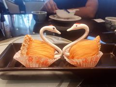 鲜果榴莲天鹅酥-陶陶居酒家(海岸城店)