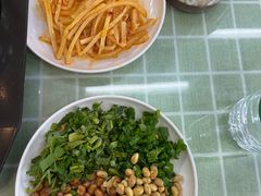 -红鼻子桂林米粉(金唐新光界店)