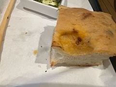 餐前面包蒜黄油-安妮意大利餐厅(国贸店)