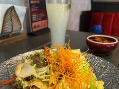 -铭牛烧肉·和牛海鲜自助(高新月牙湖店)