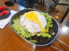 摇摇铁盒拌饭-豚豚猪村烤肉·韩国烤肉(总店)