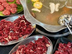 -牛一煲美食(江高店)