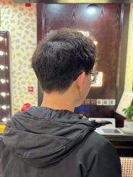 -东方先生国潮男士理发馆