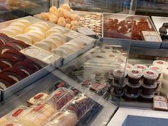 面包甜点陈列柜-珍糕兴(三林店)