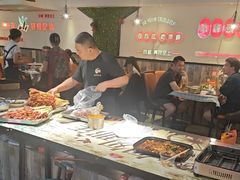 -顶峰夜宴·龙虾烧烤大排档(九江学院店)