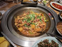 -山河屯铁锅炖鲜鹅·东北菜(开发区一店)