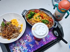滑蛋肥牛饭-彗星餐厅(香港迪士尼乐园)