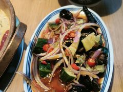 -洱火云南酸菜牛肉火锅(石景山当代商城店)