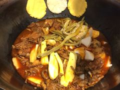 -缘福乡村铁锅炖民宿(八达岭店)