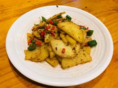 -二钳洞庭虾蟹·江湖菜(成都鹭岛店)