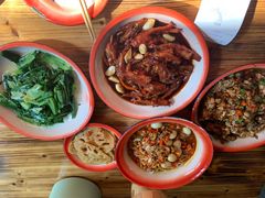 -老三样·美食研究中心(世贸路店)