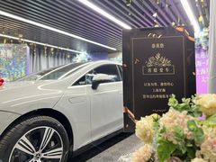 -上海星瀚奔驰4S店(红柳路店)