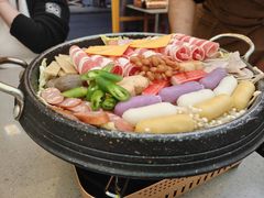 -豚妈妈汤饭·部队锅(南京东路店)