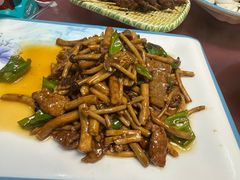 茶树菇牛柳-穆老九清真牛羊肉馆(宋城店)