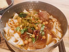 8小时慢炖半筋半肉手工粉-小满手工粉(上海文峰广场店)