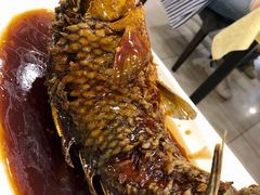 罾蹦鲤鱼-奥华餐厅·老张记(台基厂店)