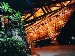 -深圳隐秀山居酒店