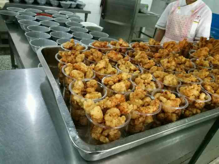 南京外国语学校食堂-"笑倒~竟然南外的食堂也能上大众点评强.