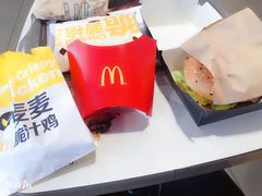 北美风味安格斯厚牛堡-麦当劳(望京国际商业中心店)