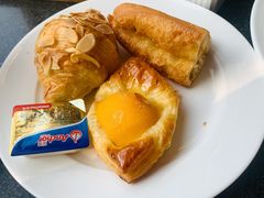-上海漕河泾万丽酒店