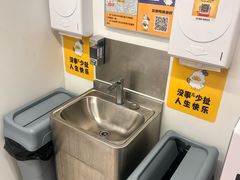 -发条鸭无人健身房(浦东北艾路店)