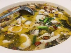 招牌酸菜鱼-酸婆娘江湖川菜(紫竹路店)