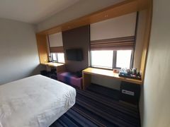 -广州大学城雅乐轩酒店