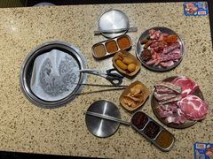 -姜胖胖韩式自助烤肉(光明万达店)