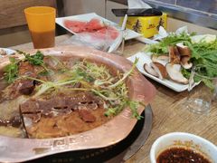 -黄记百味自助骨头王(红旗大街店)