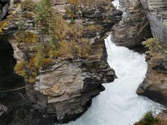 -阿萨巴斯卡瀑布观景点