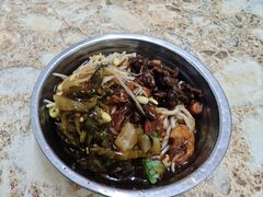 -灵山卢梅燕粉店