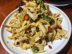 -辣不二地道川菜(汉水路店)