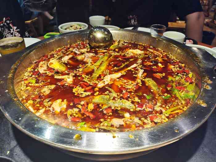 小饕荟雅安贡椒鱼鲜馆(广福桥店)-"我可以说我是专门为了巧克力糖油