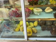 -津椰本·海南正宗椰奶清补凉(店一店)