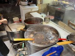 -江三王记牛杂馆(总店)