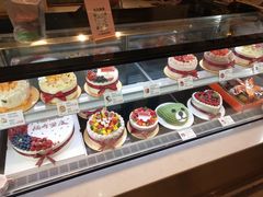 -花花卷卷·鲜食蛋糕(静安久光百货店)