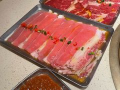-蚂蚁洞·烤肉大营地(上海静安大悦城店)