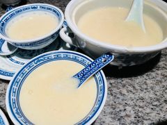 民国美龄粥-南京大牌档(青岛万象城店)