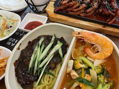 -贵宾庄炸酱面·韩式料理(高区店)